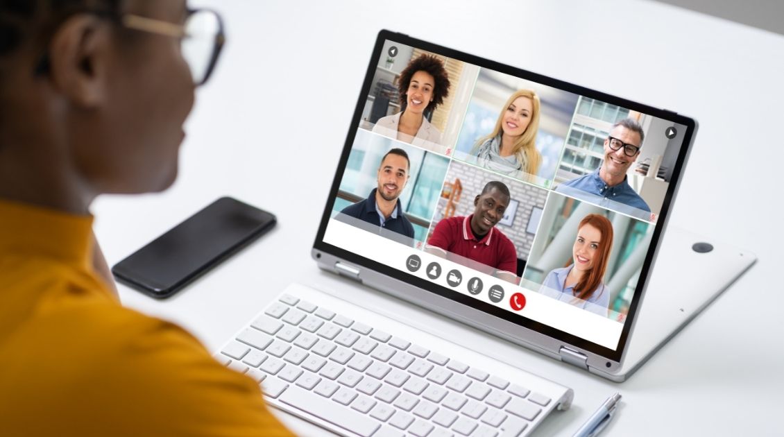 Even before the pandemic, when there was no remote working model, it was reported by 70% of employees that they easily get distracted at work. A recent study revealed that only 20% of employee engagement is reported in the workplace. 